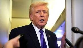  کیهان: بر خلاف ادعای ترامپ، ایران در مذاکرات مسقط عقب نشینی نکرده است