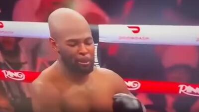  مشتی که کلاه‌گیس یک بوکسور را بر باد دارد