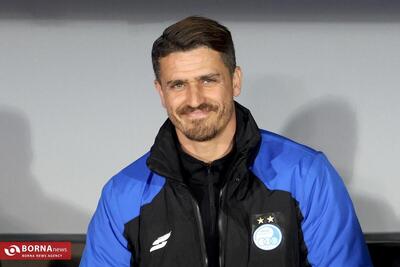  برخلاف شایعات وریا با استقلال پرید