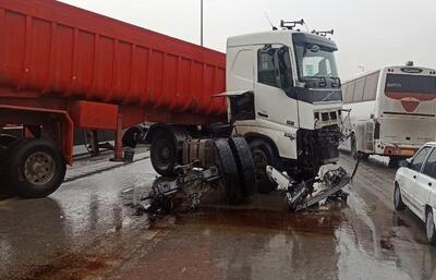  سانحه رانندگی در آزادراه قزوین-کرج موجب ترافیک سنگین شد