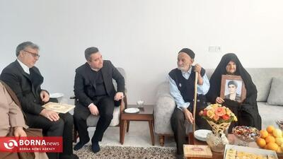  رئیس سازمان ثبت اسناد کشور : خانواده‌های شهدا  برکت نظام  خوانده شدند