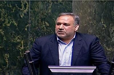  رئیس کمیسیون اقتصادی مجلس : ارز ترجیحی حذف نشد؛ قربانی رانت شد