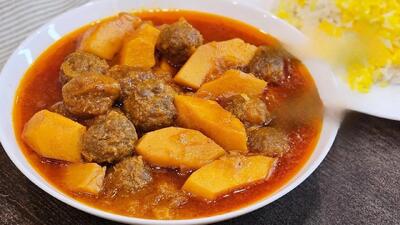  طرز تهیه خورشت به آلو با گوشت قلقلی | راز خوشمزگی غذای سنتی ایران