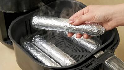  شام امشب را به روش سریع با گوشت چرخکرده و فویل آماده کنید
