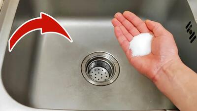  آموزش باز کردن سینک ظرفشویی فقط در ۱ دقیقه؛ بدون بو و بدون هزینه!