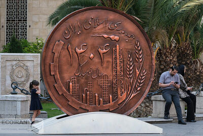  پیش‌بینی تورم تا انتهای 1404؛ چرا استیو هانکه تورم ایران را 92 درصد می‌داند؟