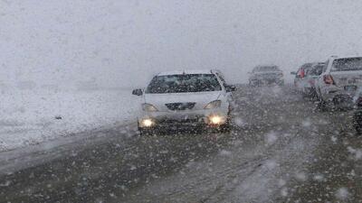  وضعیت جاده‌ها و راه‌ها، امروز ۱۹ بهمن ۱۴۰۴؛ بارش برف و باران در ۲۶ استان/ انسداد ۷ محور مواصلاتی/ ترافیک نیمه‌ سنگین در ۳ محور پر تردد