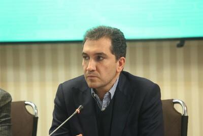  معاون اقتصادی و مالی فولاد مبارکه مطرح کرد؛  درآمد پیش‌بینی‌شده فولاد مبارکه در سال ۱۴۰۴؛ فراتر از برآوردهای اولیه و انتظارات سهام‌داران