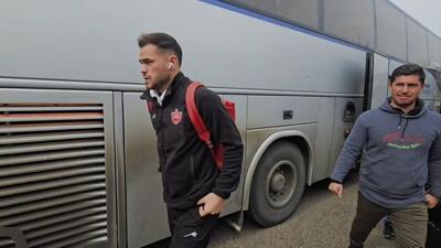  حواشی ورود بازیکنان پرسپولیس و ملوان به ورزشگاه سیروس قایقران