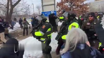  بازداشت‌ معترضان در شهر مینیاپولیس آمریکا + فیلم