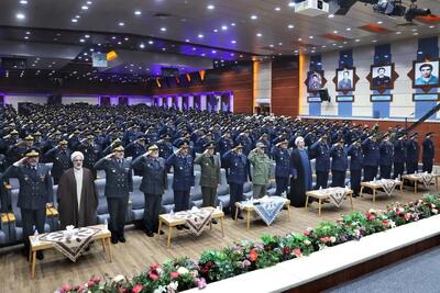  دیدار فرماندهان و کارکنان نیروهای هوایی و پدافند هوایی با رییس ستاد کل نیروهای مسلح