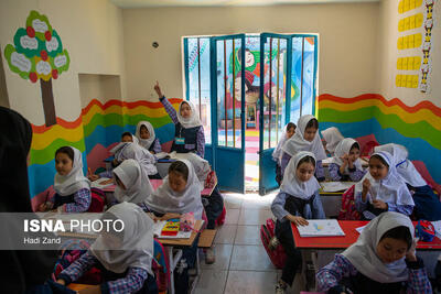  استانداردسازی سیستم سرمایش ۴۲۰۰ کلاس درس در استان‌های گرمسیری