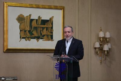  عراقچی: اگر از حق غنی‌سازی بگذریم، هزینه‌های بیشتری برای کشور خواهد داشت