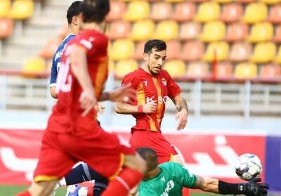  پرسپولیس فرصت صدرنشینی را از دست داد/ مطهری ترمز تارتار را کشید