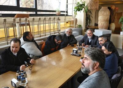  برگزاری نشست مدیران سینمایی و دبیر جشنواره فجر با فیلم‌اولی و دومی‌ها/ فیلمسازان مطالبات خود را مطرح کردند