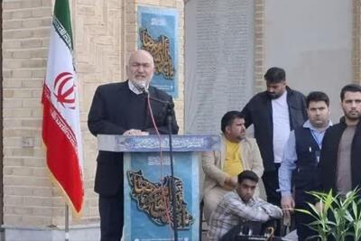  ۲۰۱۰ پروژه دهه فجر در خوزستان افتتاح و کلنگ‌زنی شد