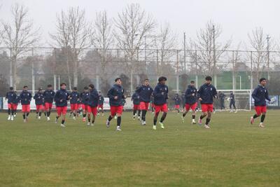  ادامه تمرینات فشرده تیم فوتبال جوانان در مرکز ملی