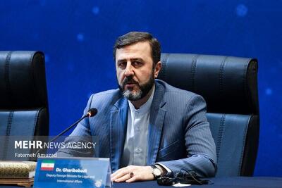  گفتگوی تلفنی غریب آبادی با وزیر سرحدات، اقوام و قبائل افغانستان