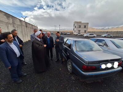  معاون قضایی قوه قضاییه از پارکینگ «محرم» وابسته به شورای هماهنگی مبارزه با مواد مخدر استان مرکزی بازدید کرد
