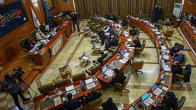  اعضای شورا: نامه شهردار تهران مانع رسیدگی به تخلفات شهری نمی‌شود