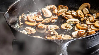  فیلم قارچ بلانچ شده تازه /  راز طعم بی‌نظیر رستوران