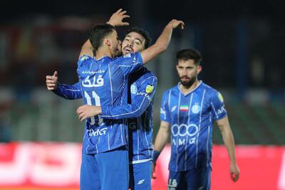  وضعیت عجیب استقلالی‌ها در فرودگاه