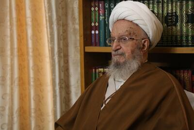  حضرت آیت الله مکارم شیرازی: اگر حوزه علمیه دچار آلودگی های فضای مجازی شود خطر بزرگی خواهد بود
