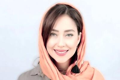  آواز شاد؛ بهاره کیان افشار با آهنگ بهاره بهاره چه رقص کنان طوری  ژست میگیره