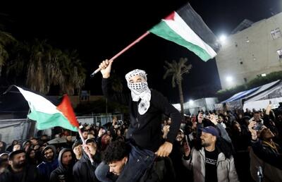  بازگشت پیروزمندانه مردم فلسطین از گذرگاه رفح به غزه نشان داد که «ریویرای ترامپ» را نمی‌خواهند!