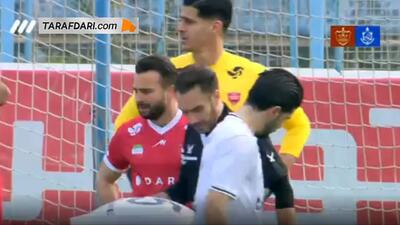  گل محمدجواد محمدی به پرسپولیس از روی نقطه پنالتی (ملوان 1-0 پرسپولیس)