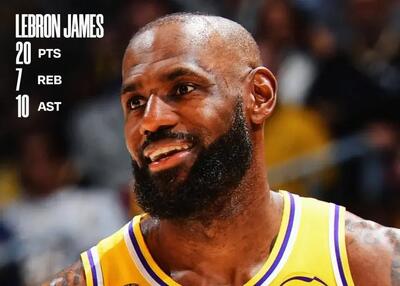  ‏دبل‌دبل لبران جیمز مقابل یاران استفن کری!