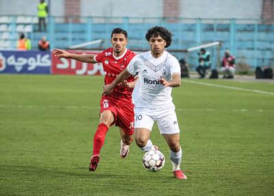  عصبانیت علیپور: این که چمن نیست!