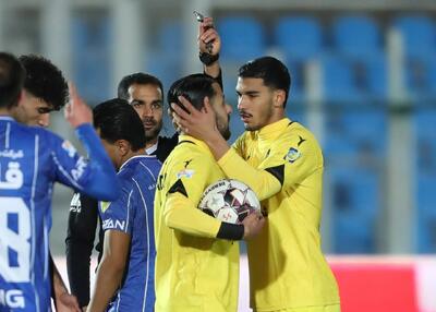  فداکار: اشتباه داور باعث برد استقلال شد