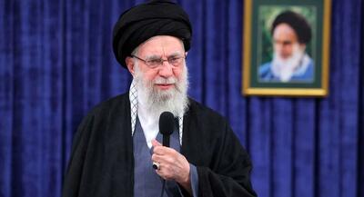  حضرت آیت الله خامنه‌ای: ۲۲ بهمن دشمن را مأیوس کنید