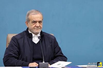  نقد شدید پزشکیان به ساتبا؛ ول کنید آمار صدور پروانه‌ها را؛ من آن چیزی که کار شده را می‌خواهم