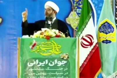  امام جمعه اهواز: روی دیوارهای آمریکا نوشته‌اند «سید علی خامنه‌ای به داد ما برس»