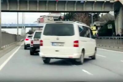  قلدربازی راننده شاسی‌بلند وسط خیابان کار دستش داد!