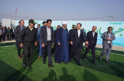  بهره‌برداری از زمین چمن مصنوعی محمدآباد با حضور استاندار بوشهر