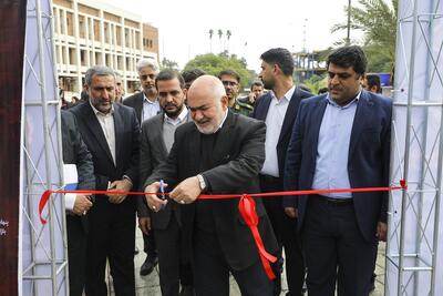  گزارش کار به صاحبان انقلاب؛ نمایشگاه فجر ۴۷  با حضور استاندار خوزستان افتتاح شد