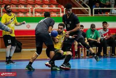  دیدار تیم هاب هندبال سپاهان‌نوین - نیروی‌زمینی سبزوار