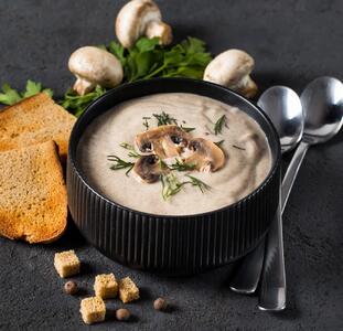  طرز تهیه سوپ خامه ای تبریزی با قارچ و جو