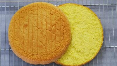  طرز تهیه کیک اسفنجی، پایه مخصوص تزیین و خامه کشی برای انواع کیک تولد و مجالس