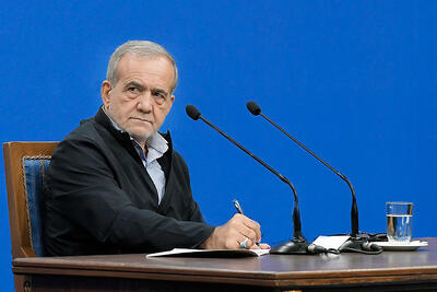  ساختمان سفید - ۱۴۰۴/۱۱/۲۰