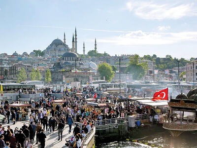  درخشش همسایه در جذب توریست