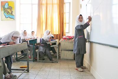  گزارش «شرق» از تمایل‌نداشتن خانواده‌ها برای فرستادن فرزندانشان به مدرسه
