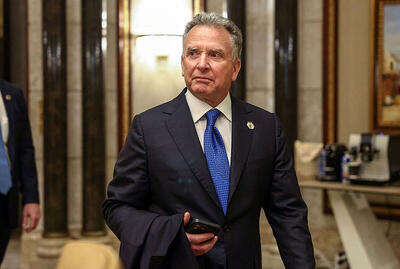  روزنامه اصولگرا به عکس های سفر ویتکاف واکنش نشان داد: این ناو یک فتاح می خواهد