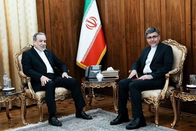  دیدار سفیر جدید جمهوری اسلامی ایران در سیرالئون با عراقچی