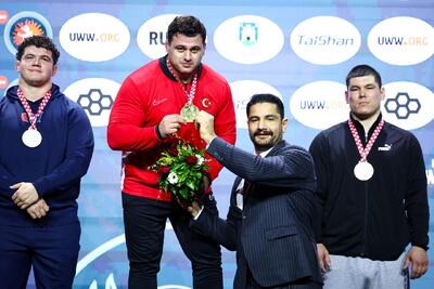  کایالپ با طلا برگشت