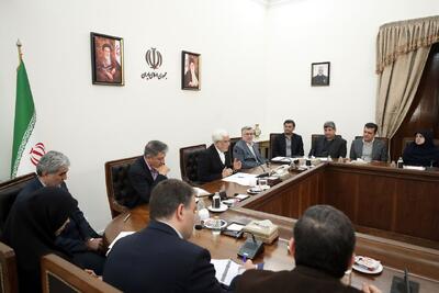  تقدیر عارف از خدمات کادر درمان به مجروحان و حادثه‌دیدگان دی‌ماه