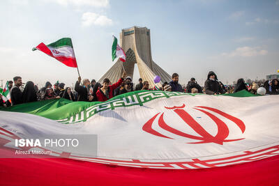  اعلام تمهیدات ترافیکی ۲۲ بهمن/ ممنوعیت توقف از سه شنبه شب در مسیرهای راهپیمایی